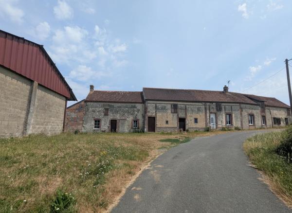 Propriété (corps de ferme) 360m2 au sol  à rénover