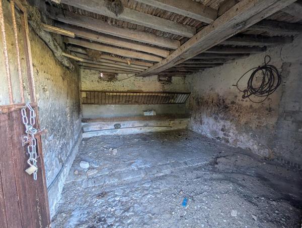 Propriété (corps de ferme) 360m2 au sol  à rénover