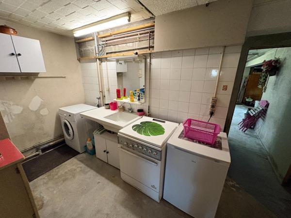 MAISON 92M2 SUR TERRAIND E 800M2
