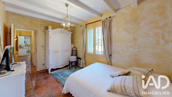Maison à vendre 10 pièces 300 m² Sorgues