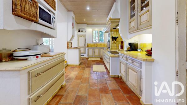 Maison à vendre 10 pièces 300 m² Sorgues