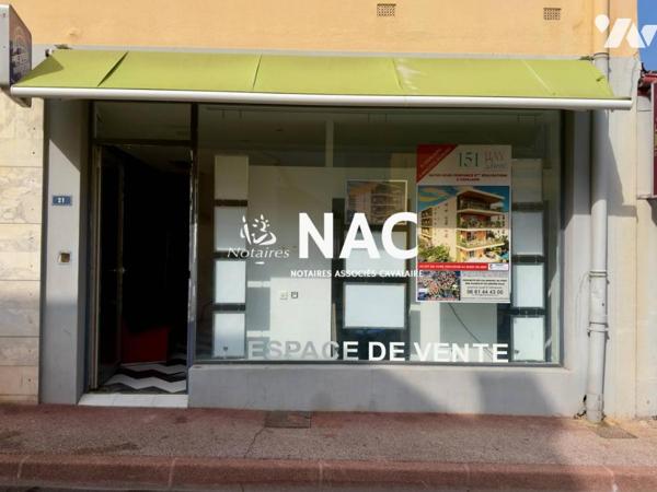 Local commercial en centre-ville de Cavalaire sur Mer