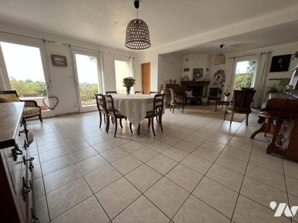 MAISON D'HABITATION A VENDRE