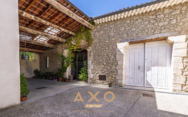 MALLEMORT - MAISON DE VILLE - 190 M2 - ATELIER - ATELIER D ARTISTE - GRENIER - ABRI VOITURE - TERRASSE - 510 000€