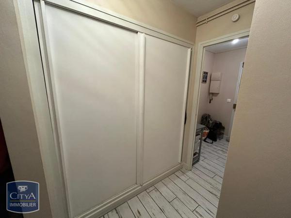 Appartement à louer 4 pièces 82.9m²