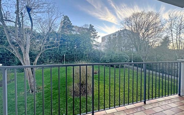 Appartement à louer    3 pièces •  Palaiseau