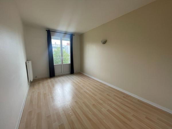 Beau T3 , deux chambres, Bel-air, 1er étage !,  
La rochelle 17000