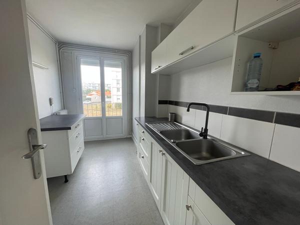 Beau T3 , deux chambres, Bel-air, 1er étage !,  
La rochelle 17000