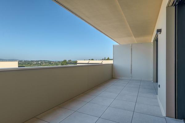 Vente Appartement de luxe Saint-Didier-au-Mont-d'Or 3 Pièces 82.25 m²