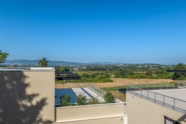 Vente Appartement de luxe Saint-Didier-au-Mont-d'Or 3 Pièces 82.25 m²