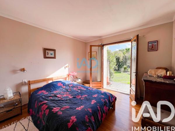 Maison à vendre 5 pièces 118 m² Entraigues-sur-la-Sorgue