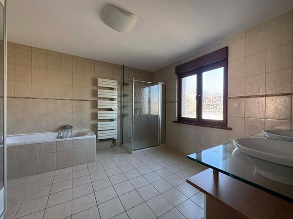 Maison - 5 pièces - 137 m²