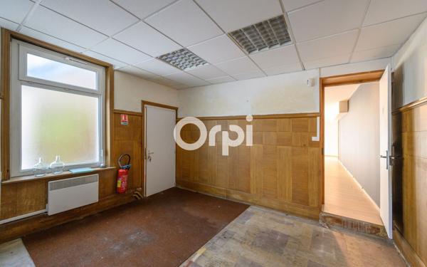 Immeuble à vendre    3 pièces •  Hazebrouck