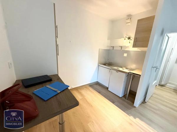 Appartement à louer 1 pièce 25m²