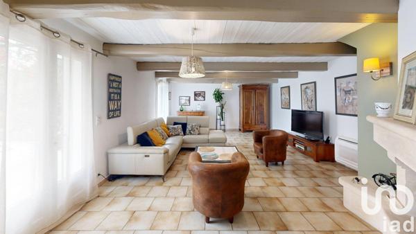 Maison à vendre 8 pièces 155 m² L'Isle-sur-la-Sorgue