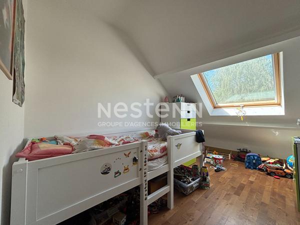 Nestenn Igny - Maison familiale 165m² - 5 chambres - jardin -  secteur de Gommonvilliers - proche commerces Place de la Ferme, des écoles Jules Ferry, Joliot Curie et collège Emile Zola - 3 mins à pied ligne V - Axes routiers A6/N118 - Plateau de Saclay /