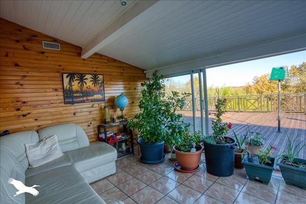 Maison à vendre 369 360 € Saint-Astier 6 p 215 m² DPE C