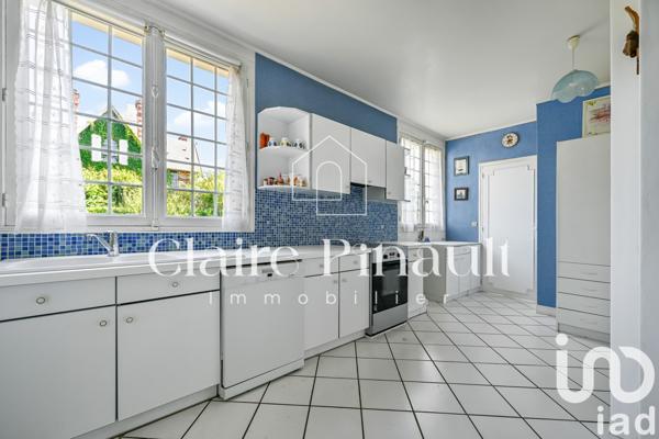 Maison à vendre 8 pièces 264 m² Le Chesnay-Rocquencourt