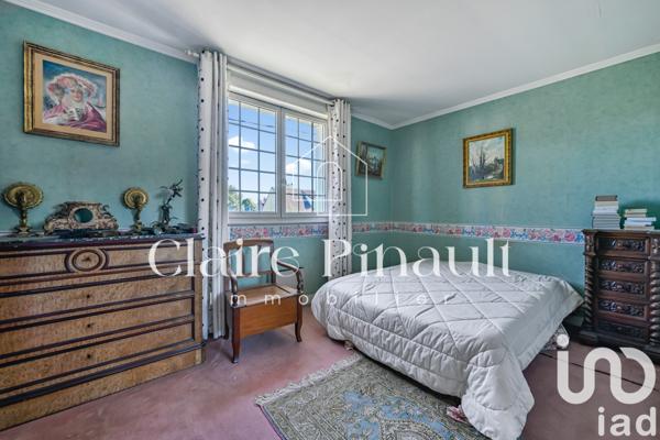 Maison à vendre 8 pièces 264 m² Le Chesnay-Rocquencourt