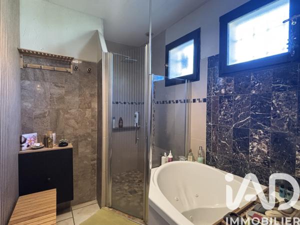 Maison à vendre 5 pièces 114 m² Lons