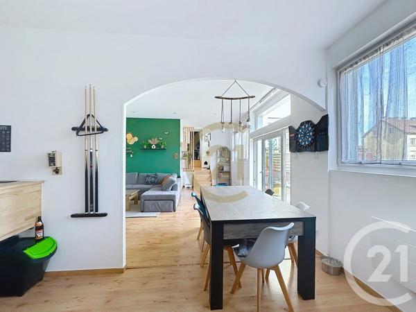 Appartement F4 à vendre  5 pièces - 101,81 m 2   BELFORT  - 90