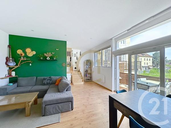 Appartement F4 à vendre  5 pièces - 101,81 m 2   BELFORT  - 90