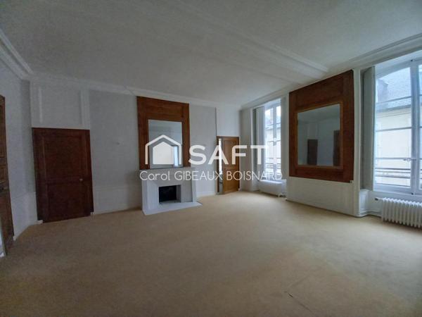 Hôtel particulier de 420m² – 14 pièces, 7 chambres, 4 salle de bains, 6 wc et garage