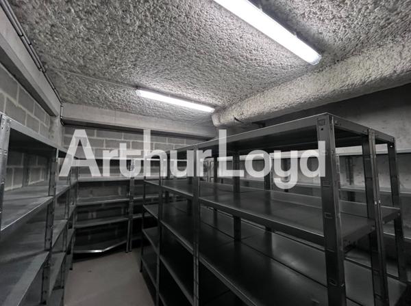 Locaux Professionnels - À Louer - Caen Nord