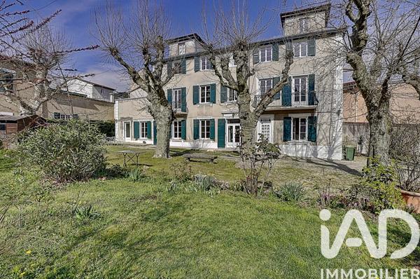 Maison à vendre 11 pièces 245 m² Oullins-Pierre-Bénite