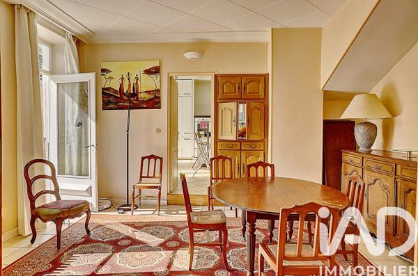 Maison à vendre 11 pièces 245 m² Oullins-Pierre-Bénite