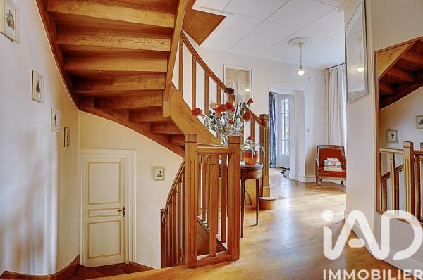 Maison à vendre 11 pièces 245 m² Oullins-Pierre-Bénite