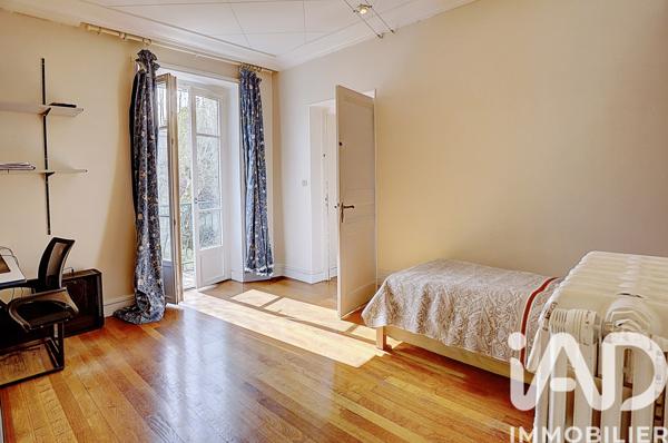 Maison à vendre 11 pièces 245 m² Oullins-Pierre-Bénite