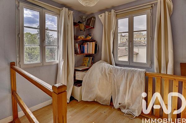 Maison à vendre 11 pièces 245 m² Oullins-Pierre-Bénite