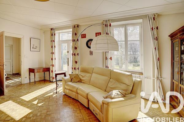 Maison à vendre 11 pièces 245 m² Oullins-Pierre-Bénite
