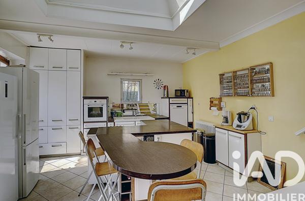Maison à vendre 11 pièces 245 m² Oullins-Pierre-Bénite