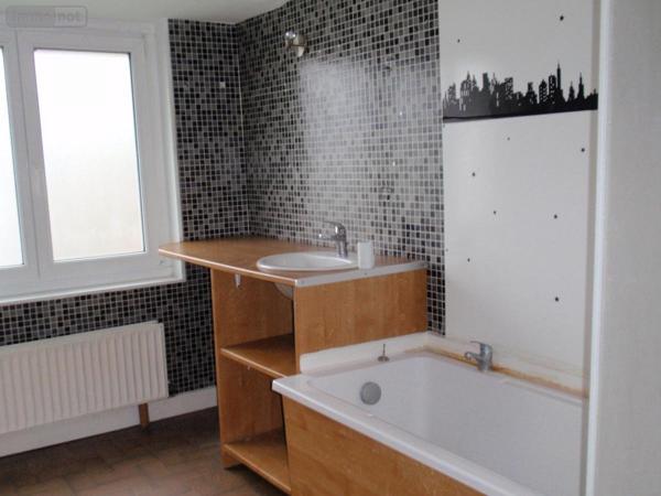 Maison à louer à Oignies dans le Pas-de-Calais (62590), ref : 62032-L633