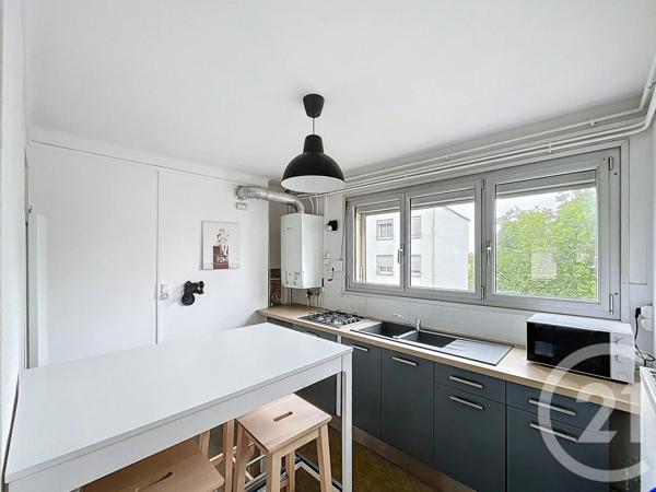 Appartement F5 à vendre  5 pièces - 63,94 m2 VANDOEUVRE LES NANCY - 54