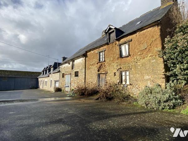 LOUDEAC - Corps de ferme avec dépendances, sur un terrain de 2 965 m²