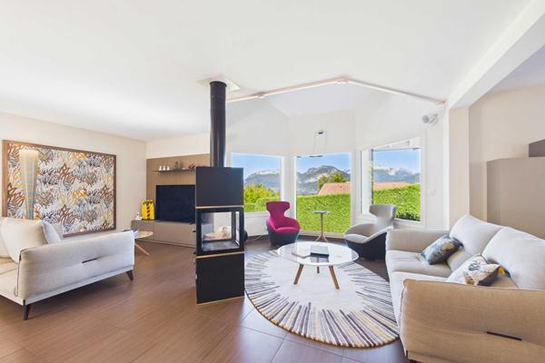 Maison familiale avec vue lac et montagnes