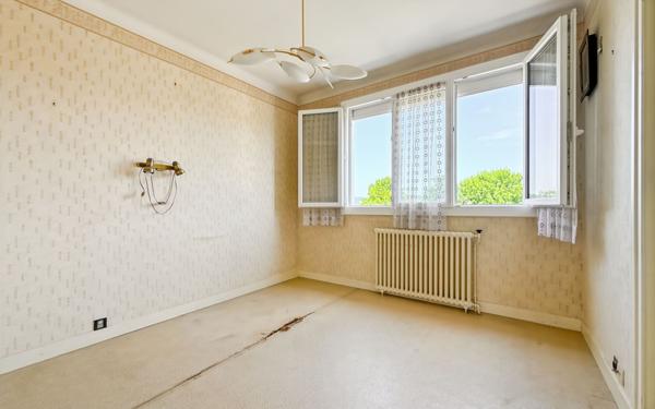 Maison à vendre    6 pièces • 89,50 m2 Coulounieix-Chamiers