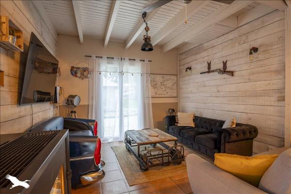 Maison à vendre |  Saint-Aigulin |  7 pièces | 150 m²