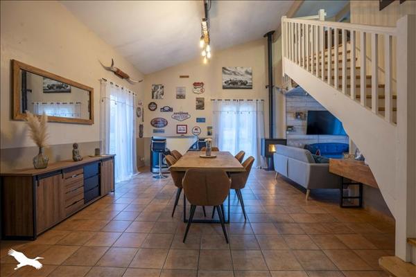 Maison à vendre |  Saint-Aigulin |  7 pièces | 150 m²