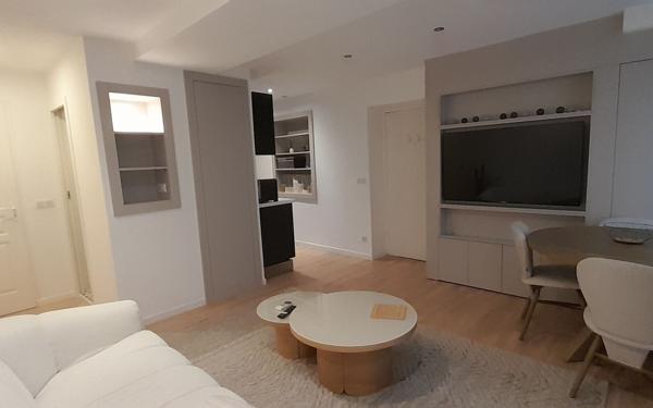 Appartement à louer    3 pièces •  Nice