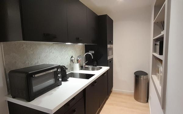 Appartement à louer    3 pièces •  Nice