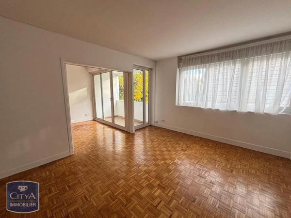 Appartement à louer 4 pièces 67.67m²