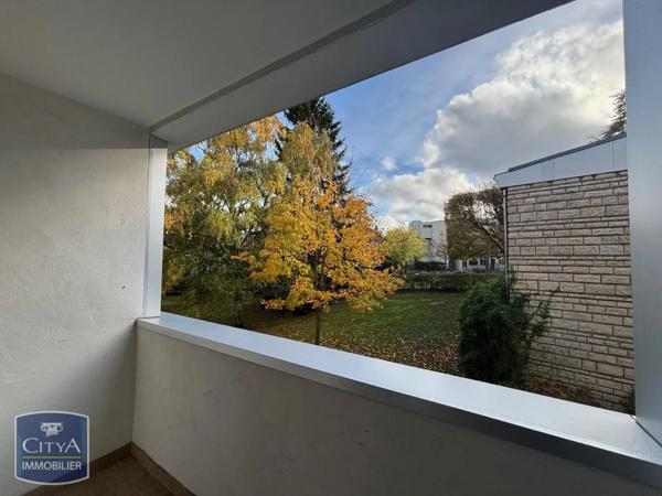 Appartement à louer 4 pièces 67.67m²