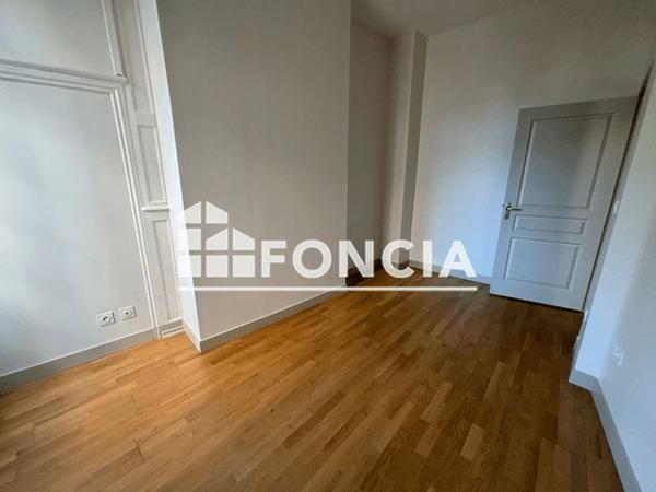 Location Appartement 3 pièces 57.5 m² - 1 RUE DE LA BAZOCHE Tours 37000