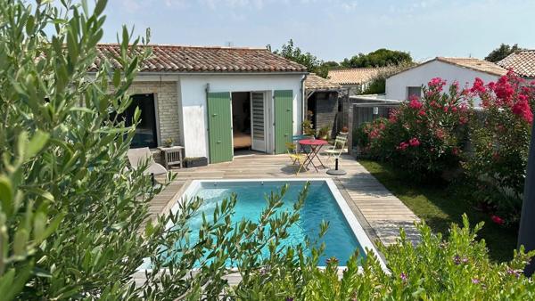 Maison familiale 120 m² avec piscine chauffée – Rivedoux-Plage à 550 m de la mer