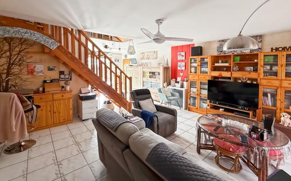 Maison à vendre    4 pièces •  Le Passage