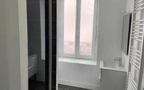 Appartement à louer    2 pièces •  Saint-Étienne